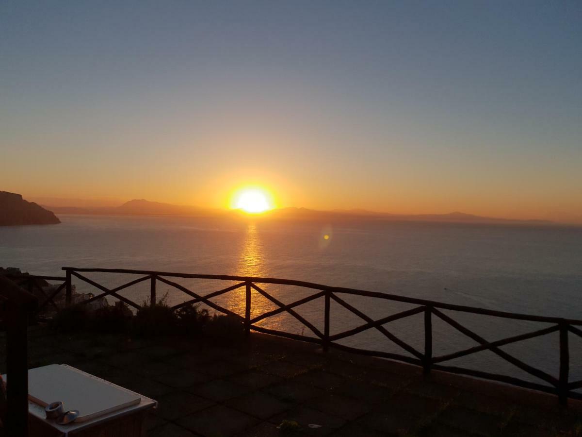 Casa Bianca Amore Amalfi Eksteriør billede